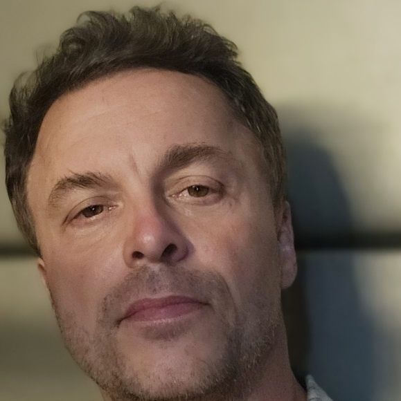 Meet your Posher, Dean - Picture 2 of 2